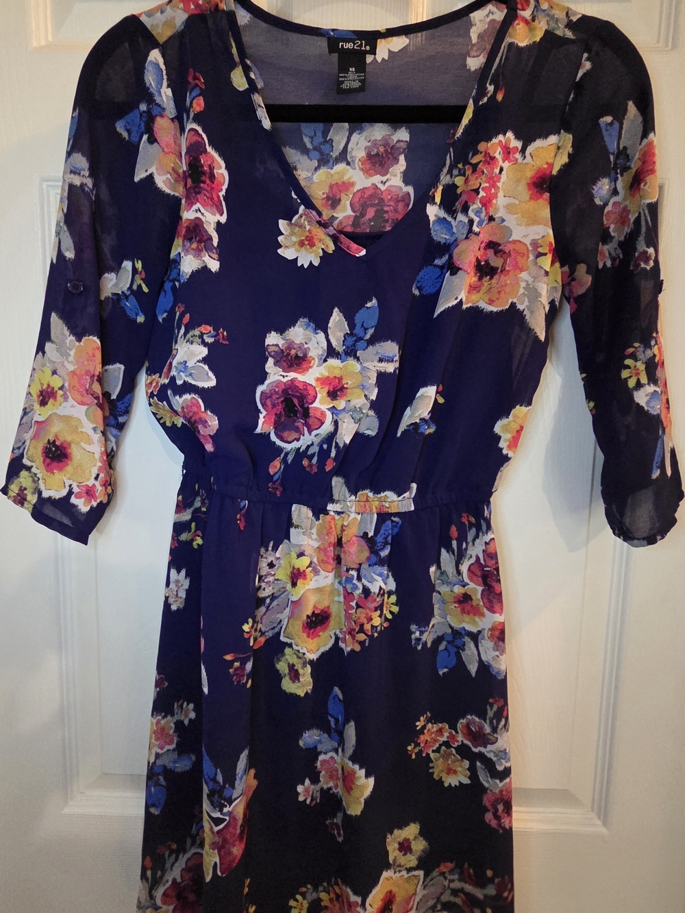 Rue21 Navy Floral V-Neck Elastic Waist Midi Dress